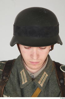 Photos Manfred Wehrmacht WWII head helmet 0008.jpg